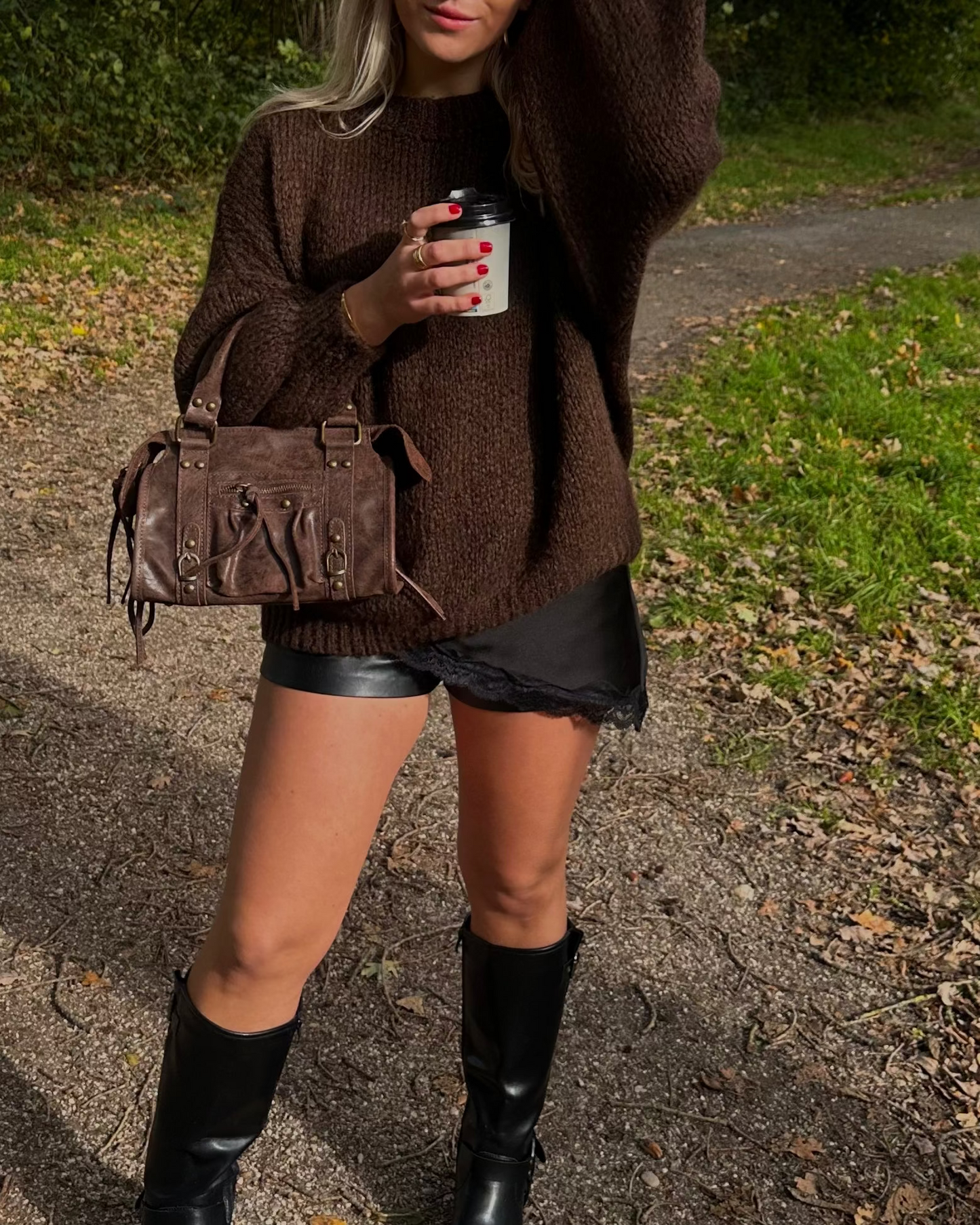 Lisa trui chocobruin